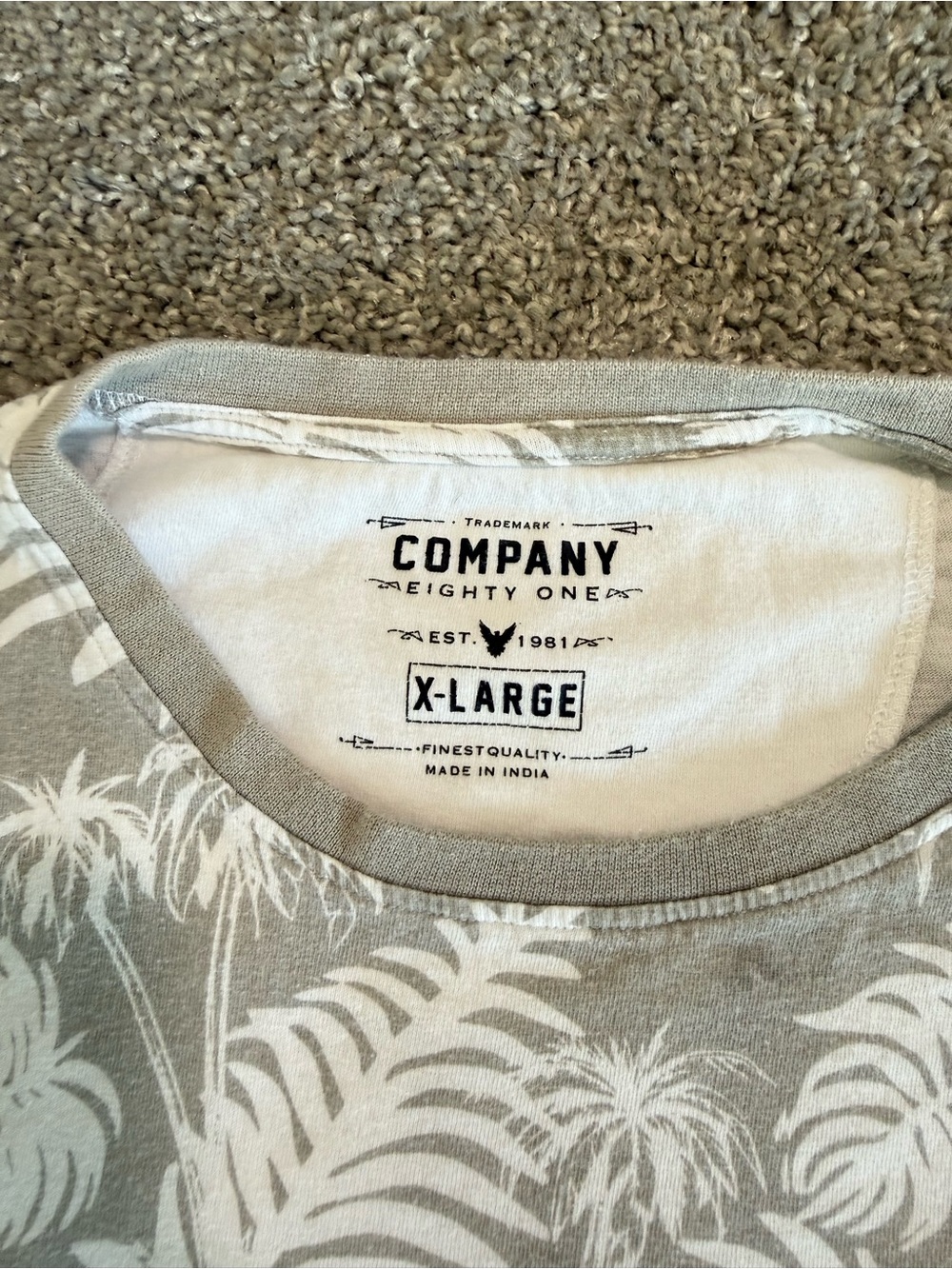 Company eighty One Men's Tropical Leaf Print Tee in Light Gray and White